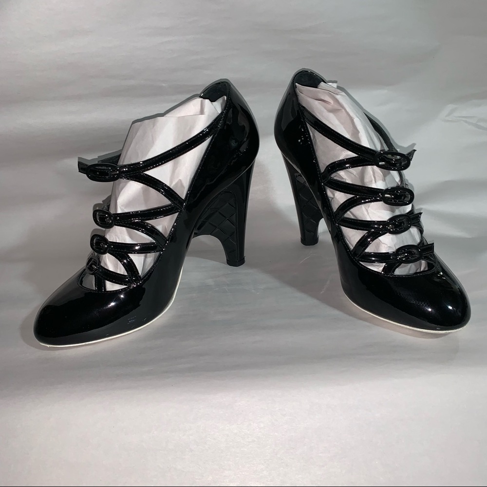 CHANEL size 37 black patent leather PUMPS quilted faux wedge heel - Picture 8 of 13